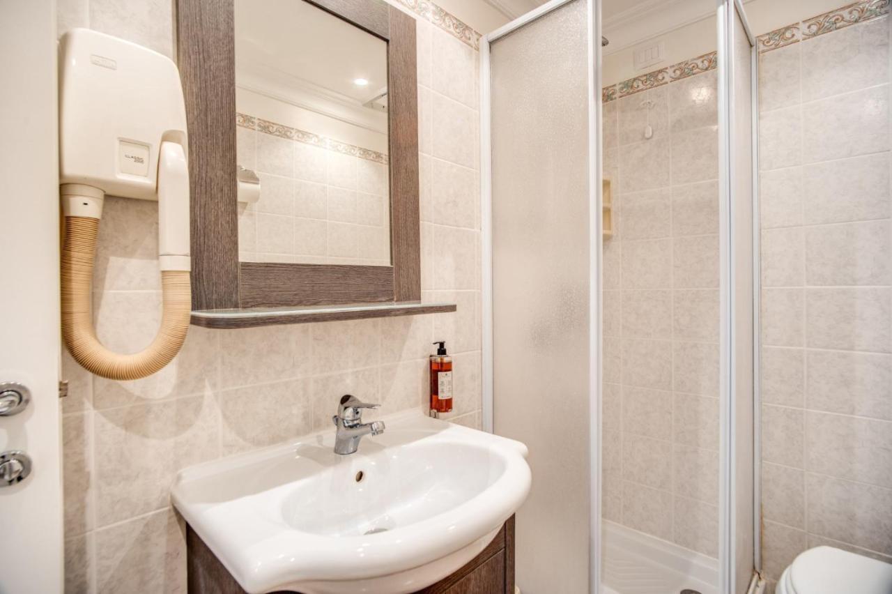 Hotel Mirti Rome Exterior photo